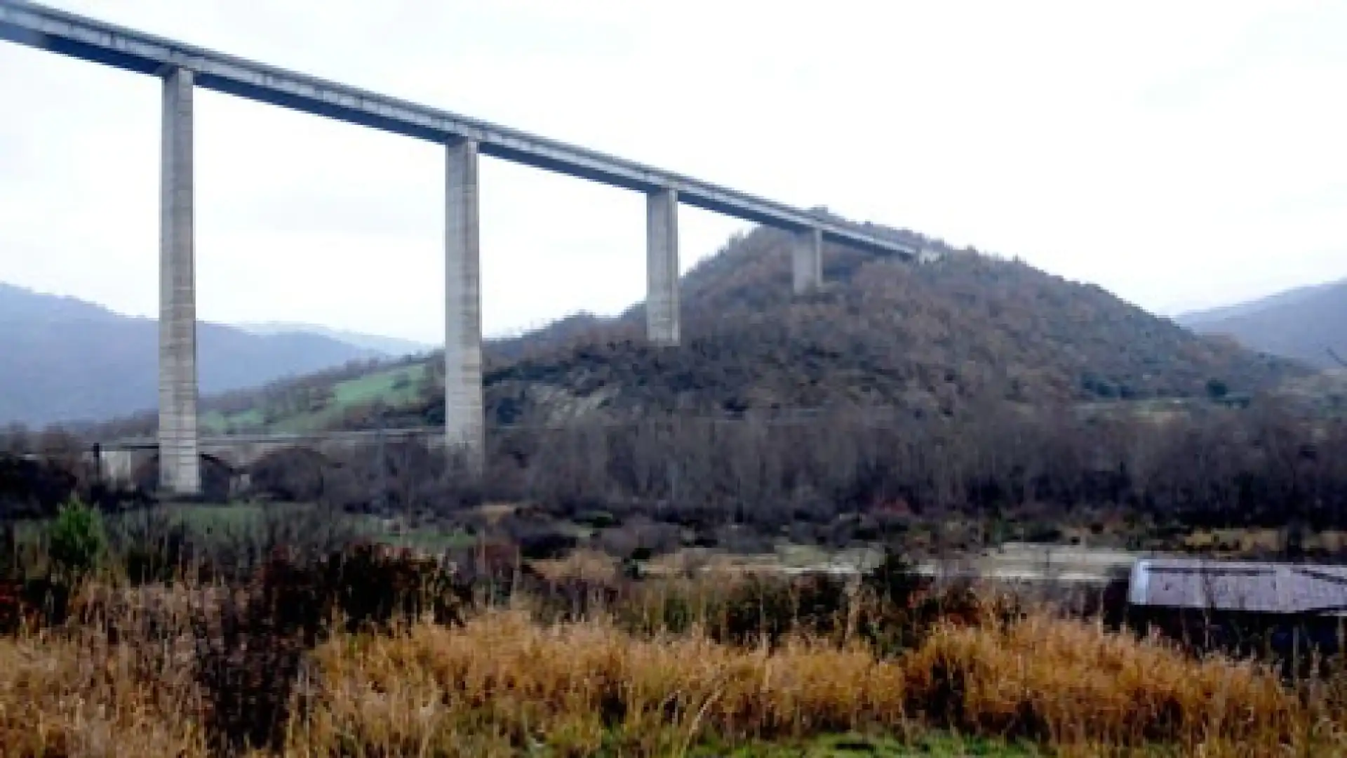 Trignina, incidente sul lavoro. Coinvolto operaio impegnato in un cantiere sul viadotto di Civitanova del Sannio.